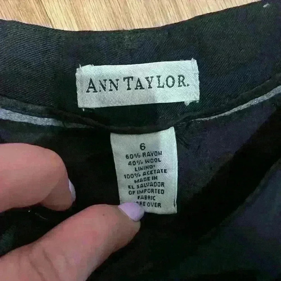Ann Taylor Size 6 Black Trouser Straight Leg - Picture 3 of 4